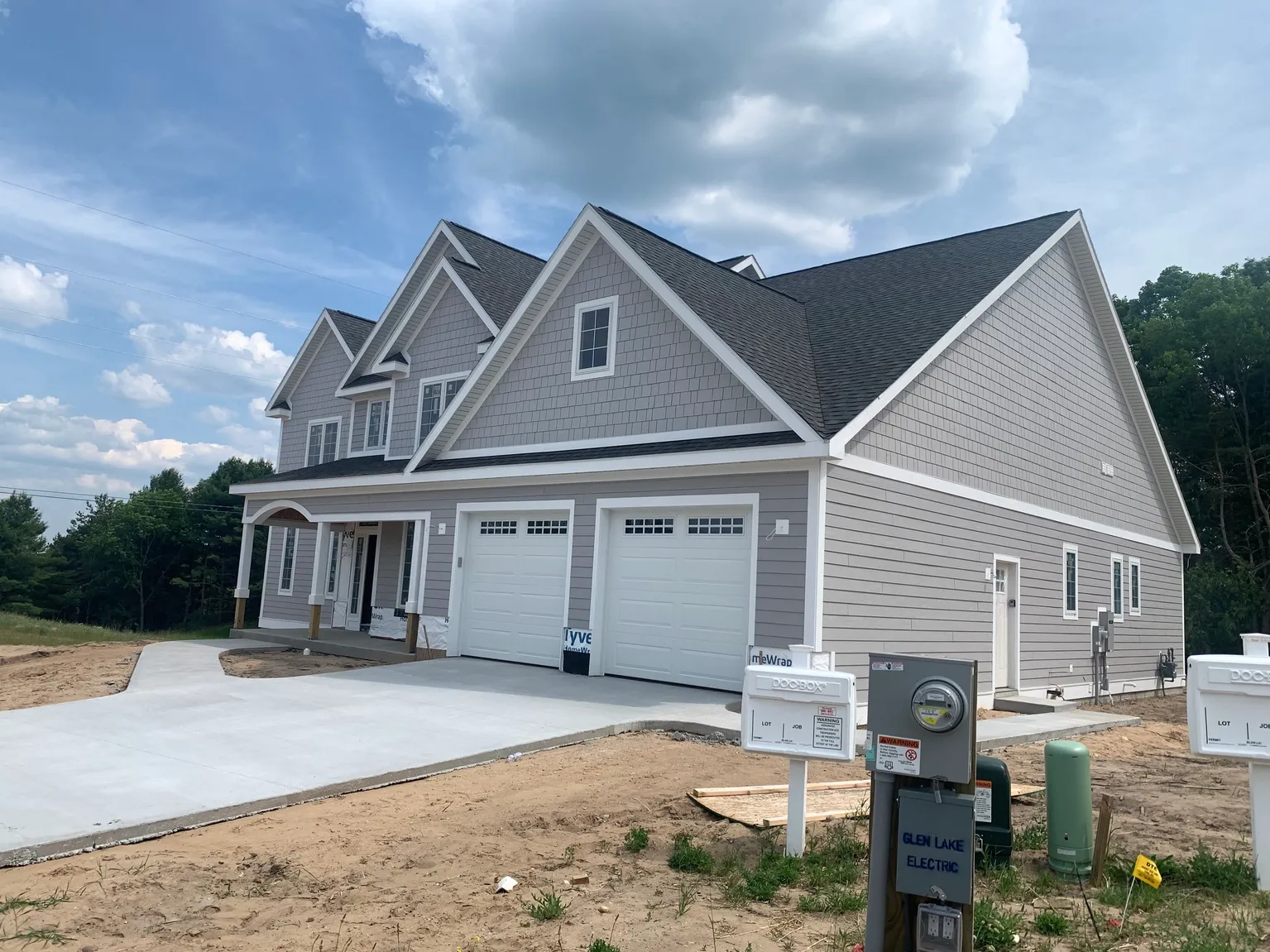 Roofing and siding on new construction, by Ridge Exteriors